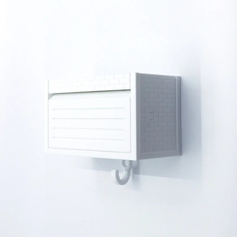 AutoNest Key Holder – Interactive Mini Garage Wall Hook with Opening Door Revealing Model Car